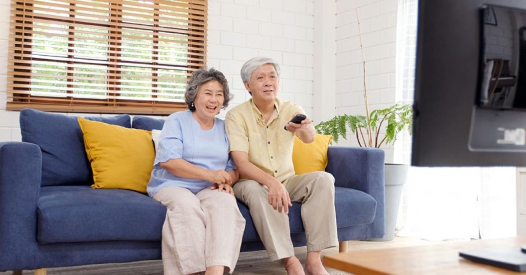 Seniors Watching TV Seniors Watching TV